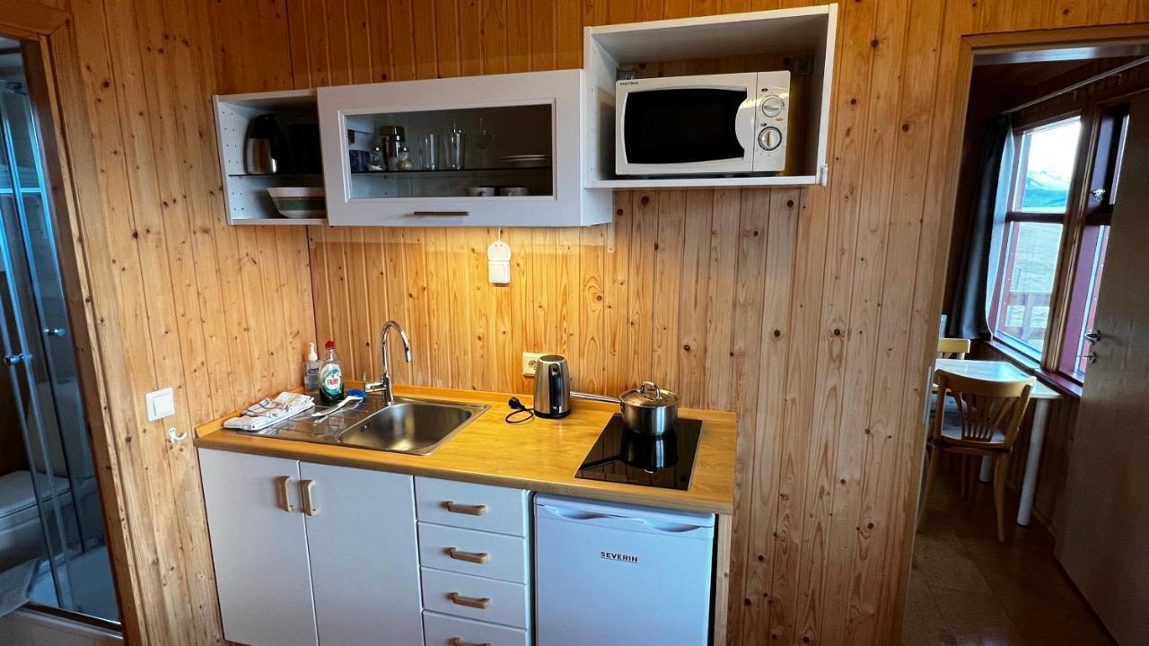 Sudur-Bar Guesthouse Grundarfjordur Bagian luar foto